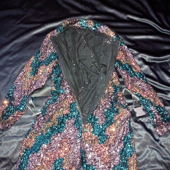 AKIRA sequined jumpsuit - Picture 4 of 9